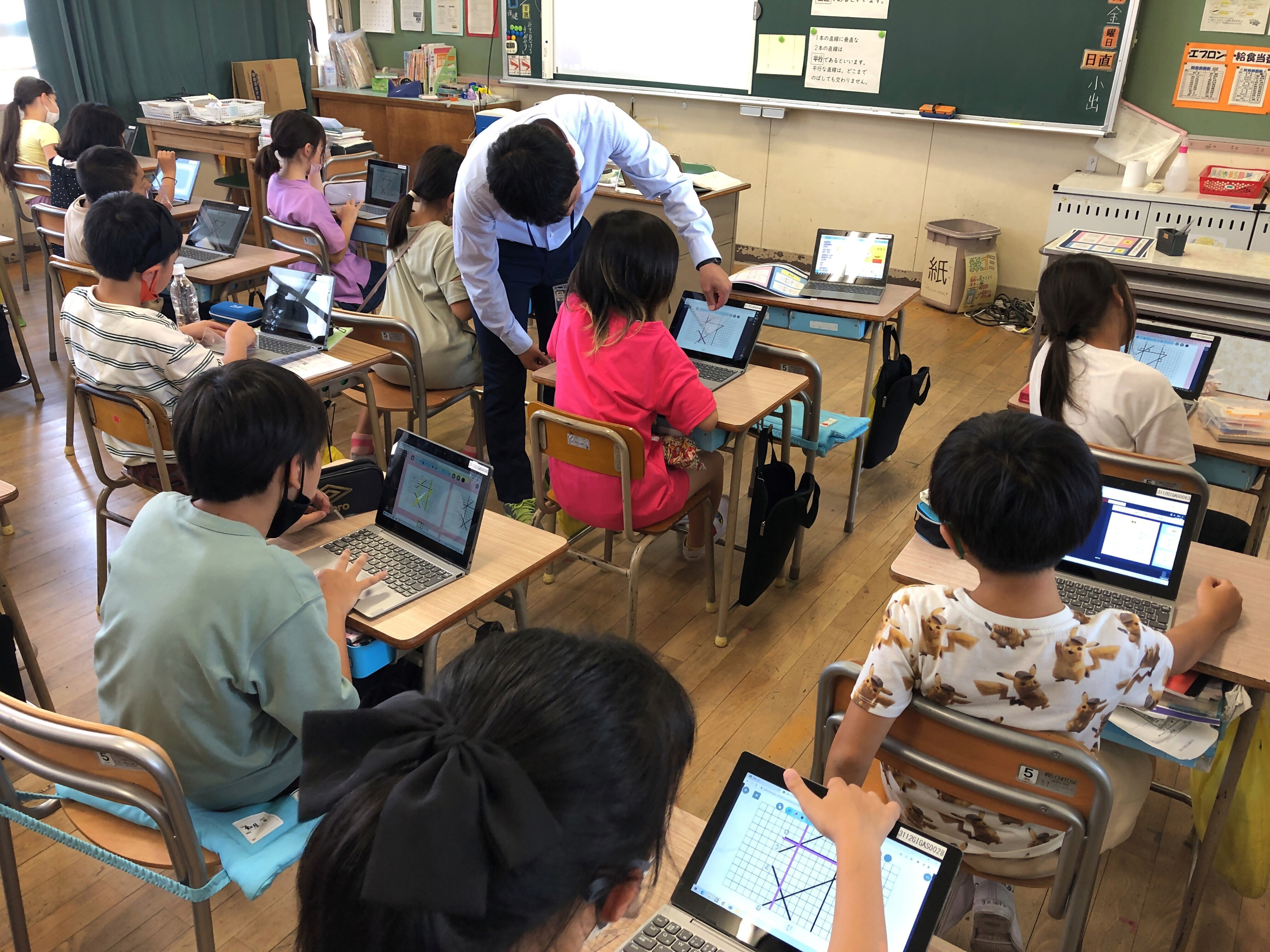 稲永小学校　ICTを活用した算数科の個別最適な学びと協働的な学びの一体的な充実